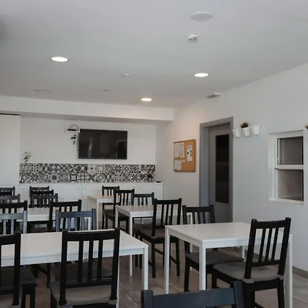 Hi - De Juventude Albergue